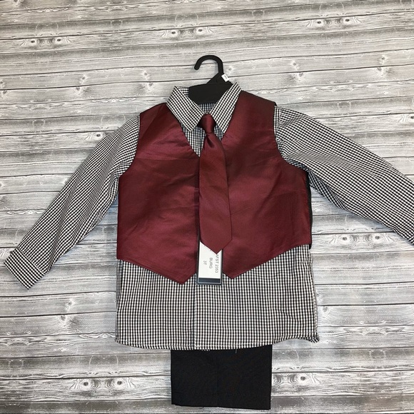 Andrew Fezza Other - NWT -Andrew Fezza - 3T - Boys Suit